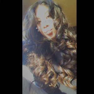 Meet your Posher, Emely